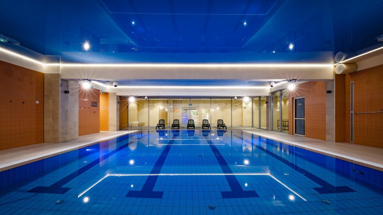 Interferie Aquapark Sport Hotel Malachit ชเวียราโดว์-สโดรยจ์ ภายนอก รูปภาพ